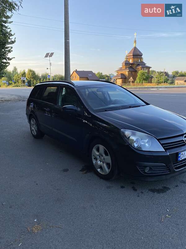 Универсал Opel Astra 2004 в Луцке