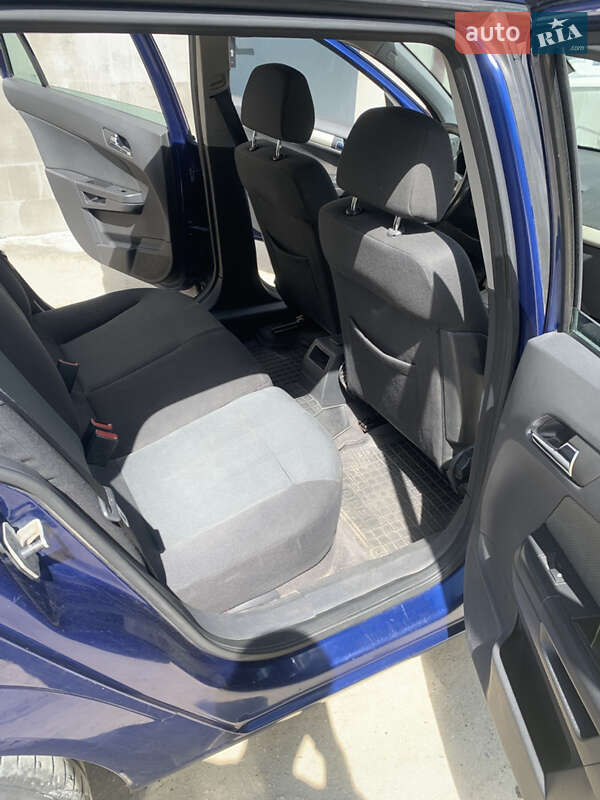 Универсал Opel Astra 2007 в Дублянах