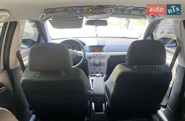 Универсал Opel Astra 2007 в 