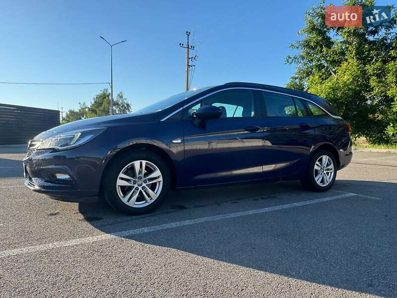 Универсал Opel Astra 2016 в Борисполе