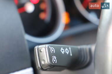 Хэтчбек Opel Astra 2010 в 