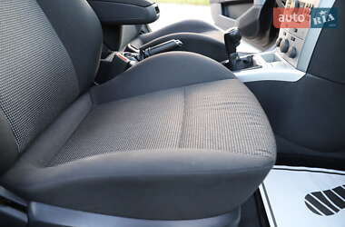 Хэтчбек Opel Astra 2010 в 