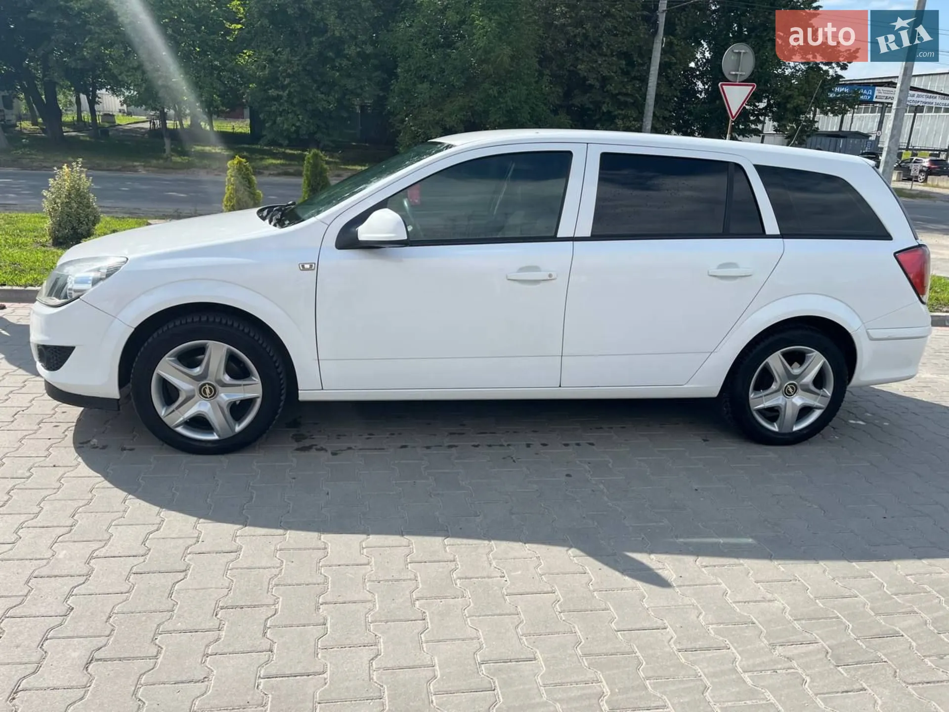2012 Opel Astra - мініатюра 2