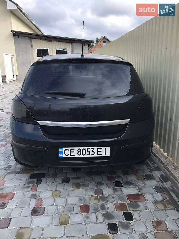 Хэтчбек Opel Astra 2012 в Полтаве
