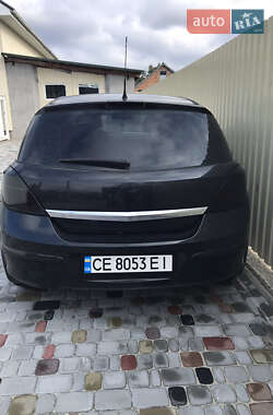 Хэтчбек Opel Astra 2012 в 