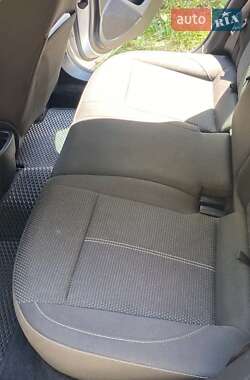 Универсал Opel Astra 2011 в 
