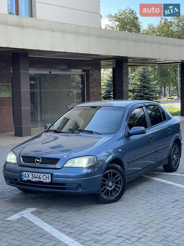 Opel Astra 2001