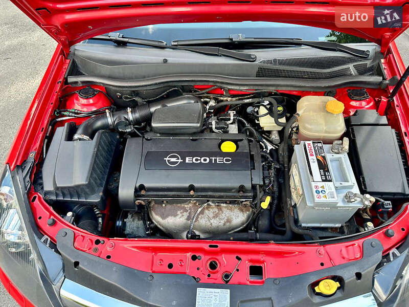 Универсал Opel Astra 2004 в Киеве