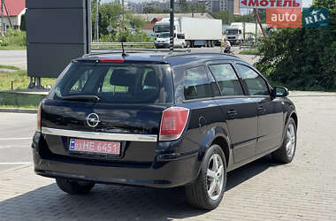 Універсал Opel Astra 2005 в 