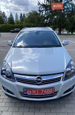 Универсал Opel Astra 2009 в 