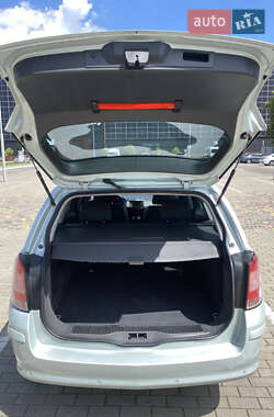 Универсал Opel Astra 2009 в 