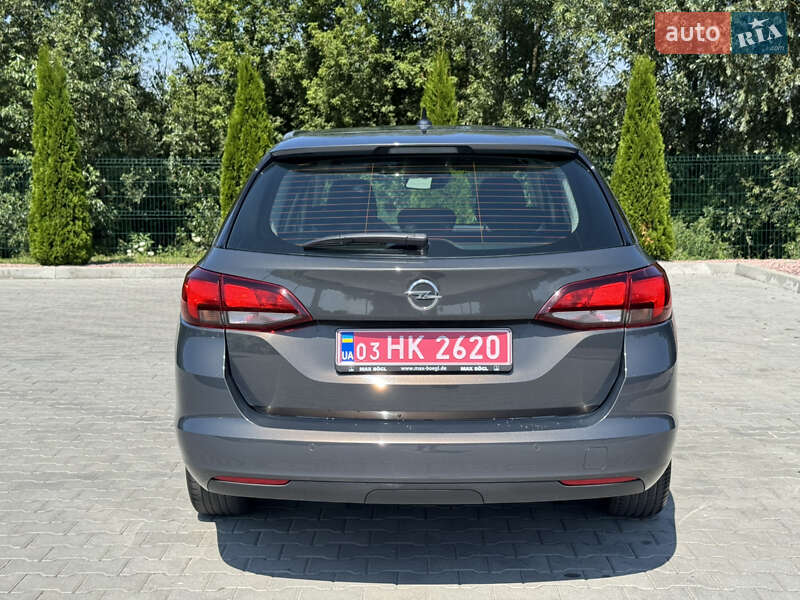 Универсал Opel Astra 2016 в Хмельницком