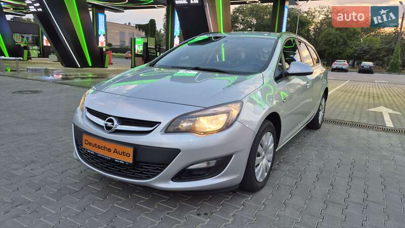 Універсал Opel Astra 2015 в Одесі