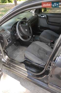 Универсал Opel Astra 2004 в 