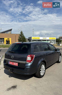 Универсал Opel Astra 2009 в 