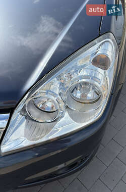 Универсал Opel Astra 2009 в 