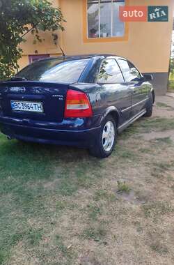 Хэтчбек Opel Astra 2000 в 
