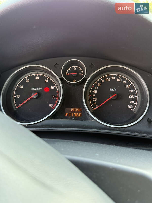 Универсал Opel Astra 2010 в Никополе