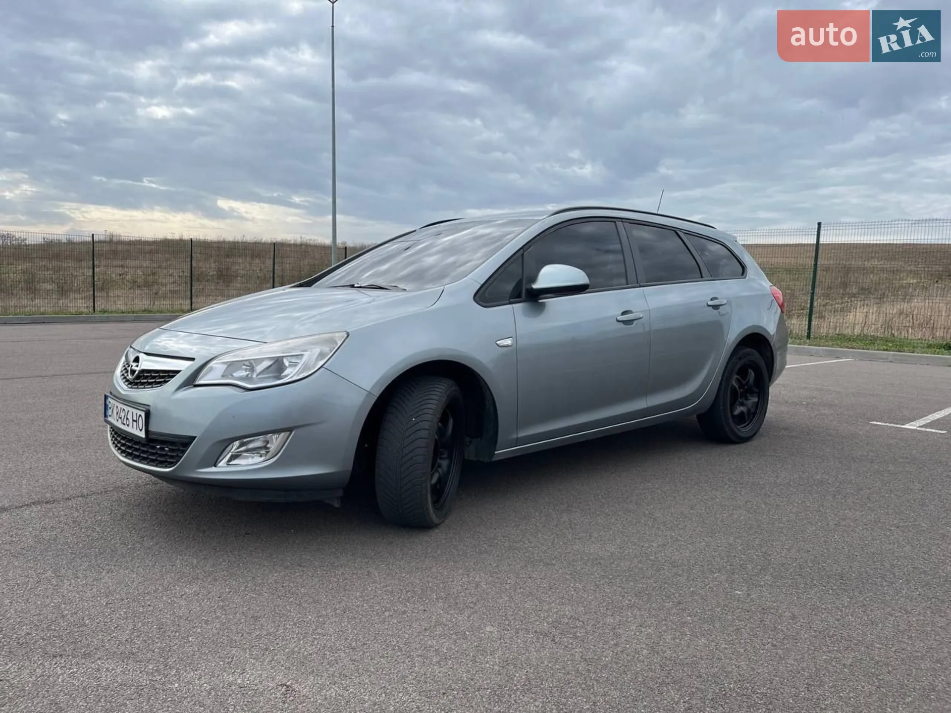 2011 Opel Astra - мініатюра 10