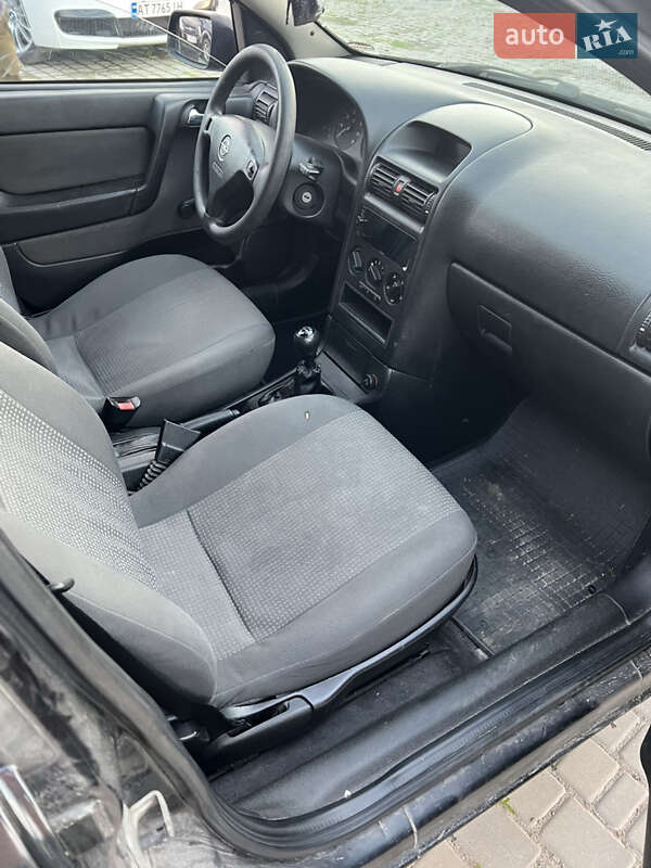 Седан Opel Astra 2007 в Львове