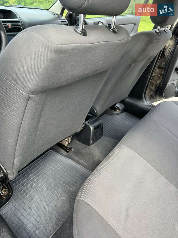 Седан Opel Astra 2007 в Львове