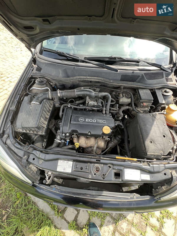 Седан Opel Astra 2007 в Львове