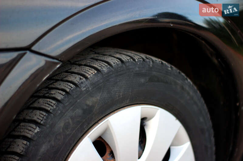 Седан Opel Astra 2008 в Кременце