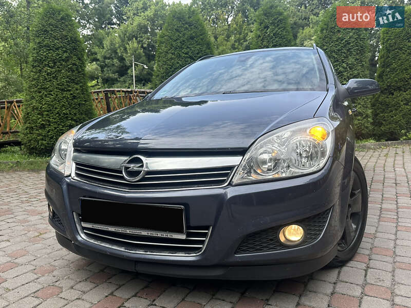 Универсал Opel Astra 2008 в Трускавце