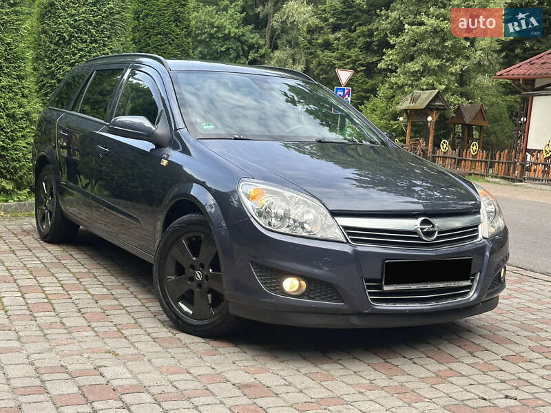 Универсал Opel Astra 2008 в Трускавце