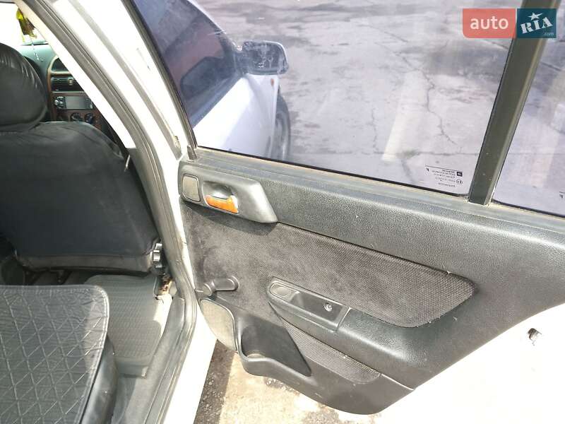 Универсал Opel Astra 1999 в Староконстантинове