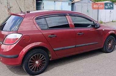 Хэтчбек Opel Astra 2006 в Виннице