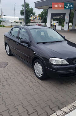 Седан Opel Astra 2008 в Киеве