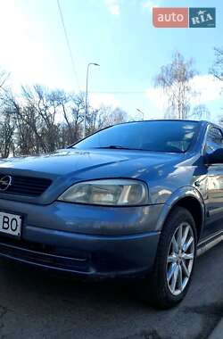 Седан Opel Astra 2005 в Ніжині