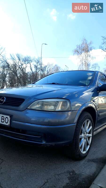 Opel Astra 2005