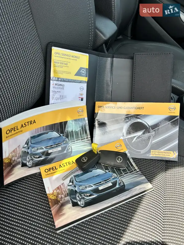 Універсал Opel Astra 2014 в Сумах документ
