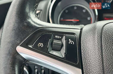 Універсал Opel Astra 2011 в 