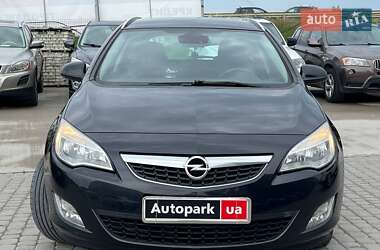 Універсал Opel Astra 2011 в 