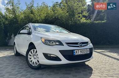 Универсал Opel Astra 2014 в Ивано-Франковске