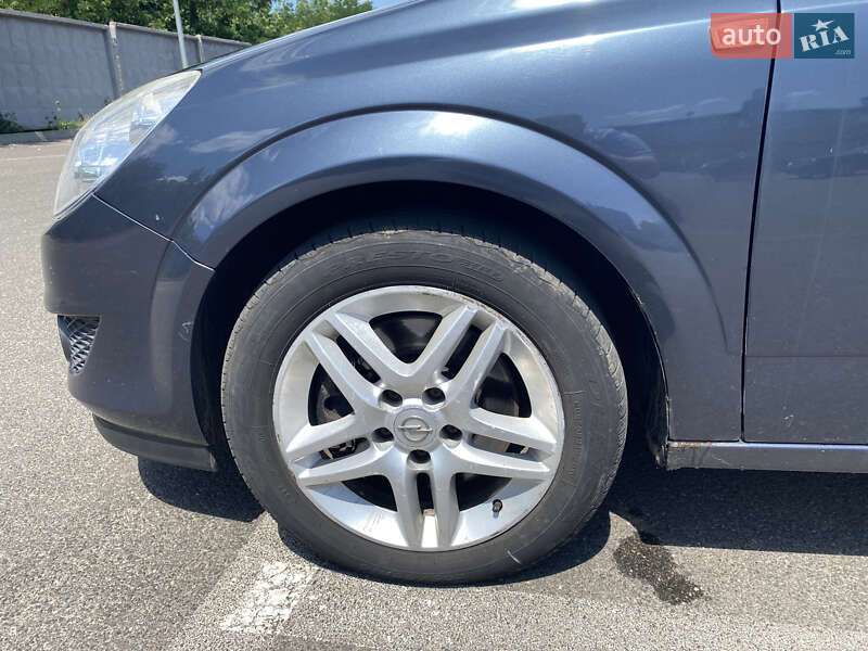Універсал Opel Astra 2007 в Харкові