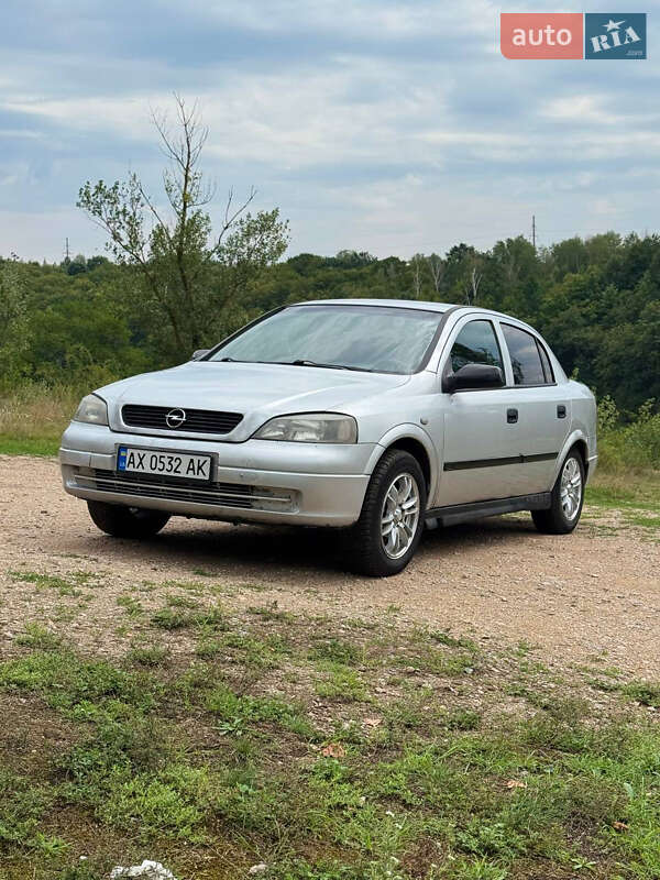 Opel Astra 2002