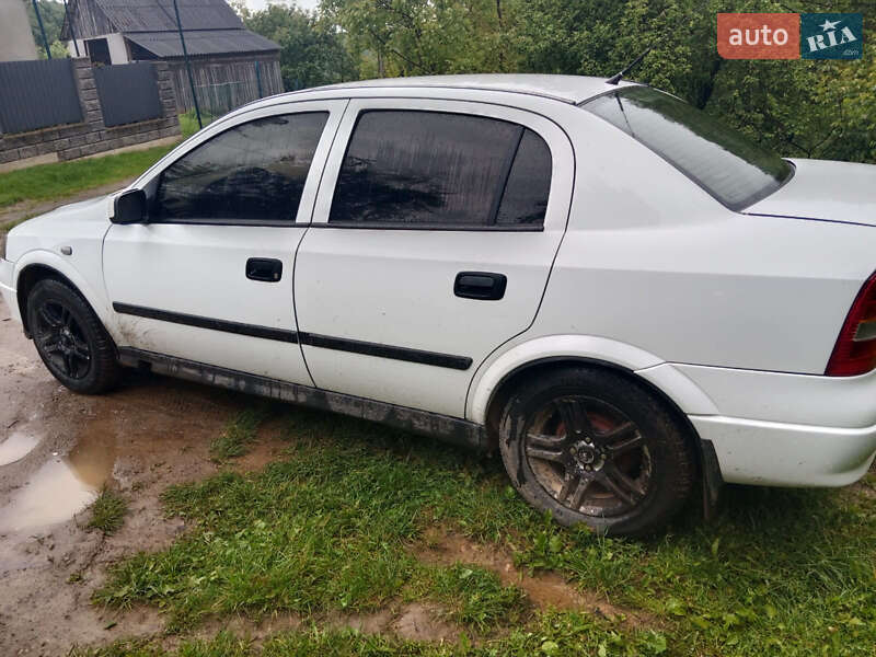 Хетчбек Opel Astra 2007 в Ужгороді