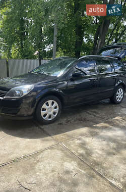 Универсал Opel Astra 2005 в Надворной