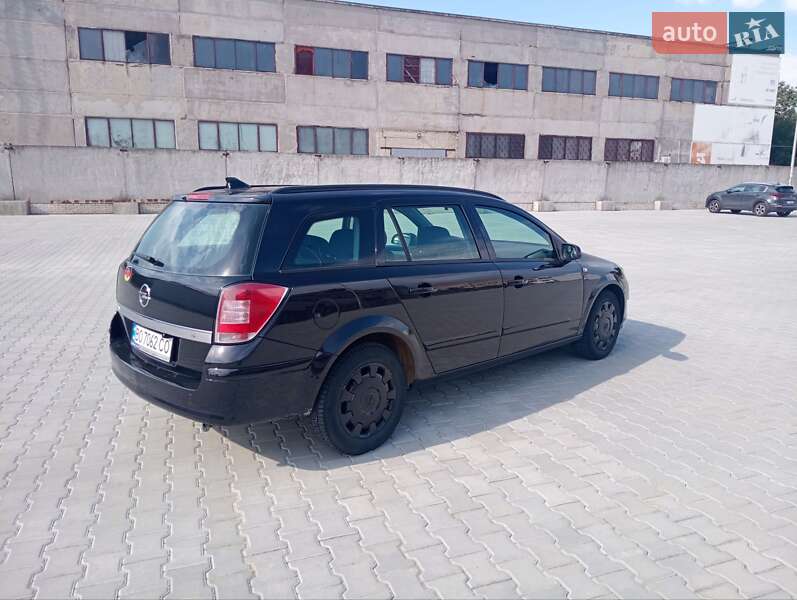 Универсал Opel Astra 2008 в Тернополе