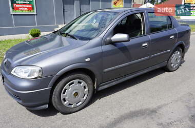 Седан Opel Astra 2007 в Чернигове