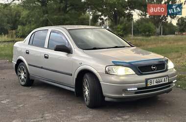 Седан Opel Astra 2008 в Александрие