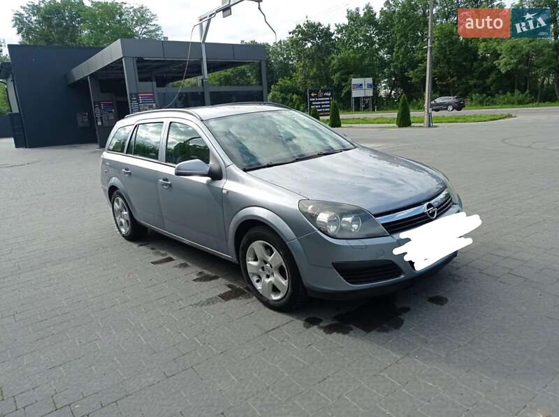 Универсал Opel Astra 2005 в 