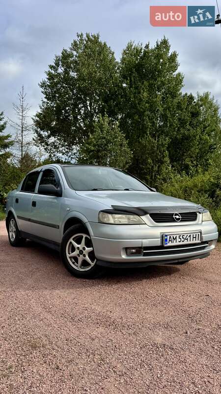 Opel Astra 2004