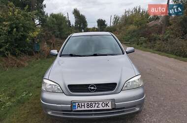 Седан Opel Astra 2000 в Олександрівці
