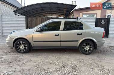 Седан Opel Astra 2008 в 