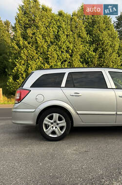 Универсал Opel Astra 2008 в 